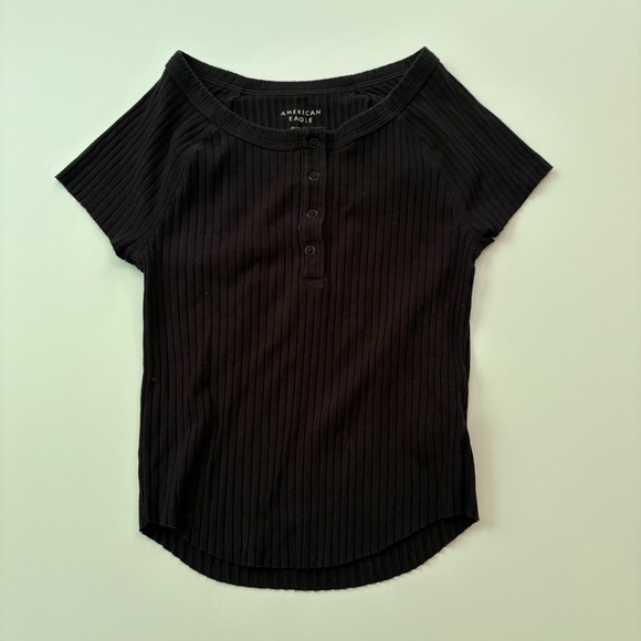 American Eagle Outfitters Black Fitted Ribbed Short Sleeve Tee Henley - Picture 5 of 7